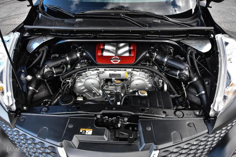 Моторный отсек Nissan Juke-R700 R35 (005) 2019 года  (фото 30 из 35)